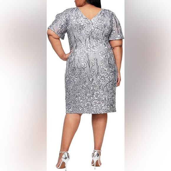 Alex Evenings Maxi Sequin Dress with Flutter Sleeves Size 22 - Picture 2 of 8